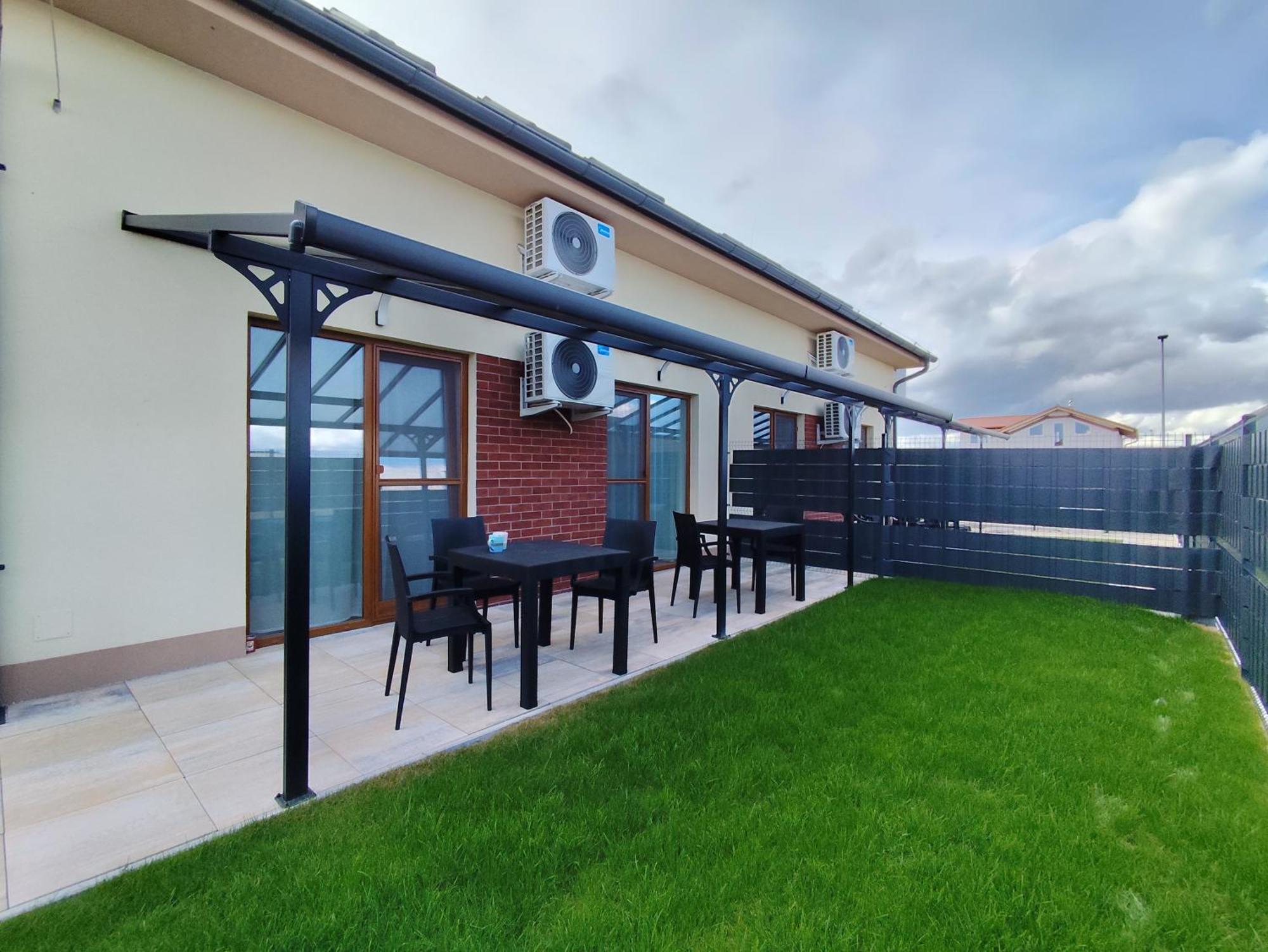 Ahoy Relax Apartmany Nesvady Exterior photo